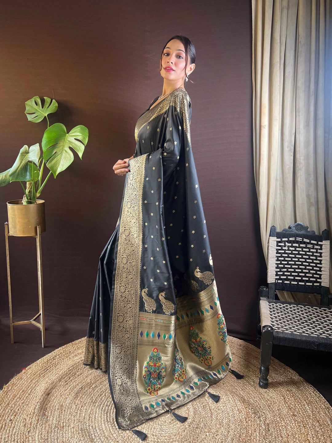 Black Woven Silk Paithani Saree With Unstiched Blouse - Rheycart