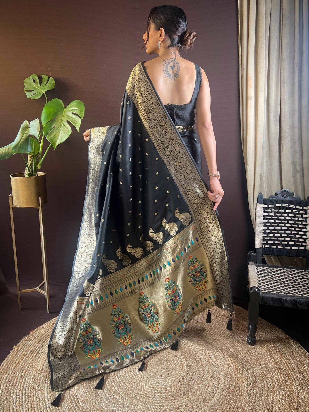 Black Woven Silk Paithani Saree With Unstiched Blouse - Rheycart