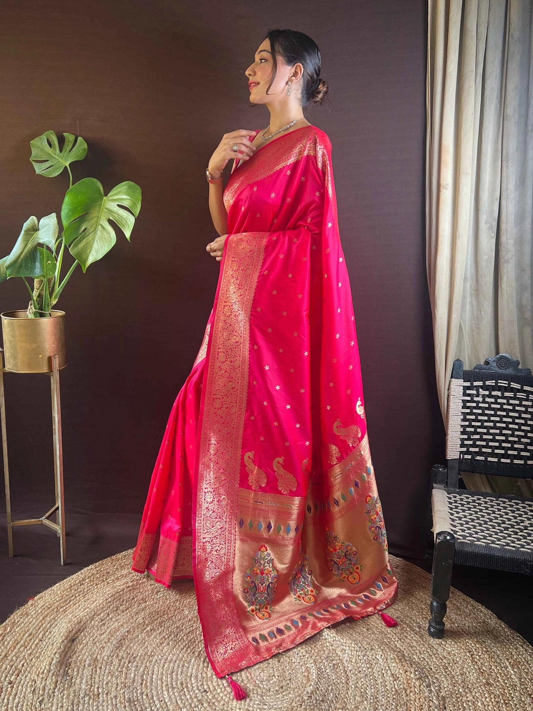 Elegant Woven Silk Rani Saree For Festive Wear - Rheycart
