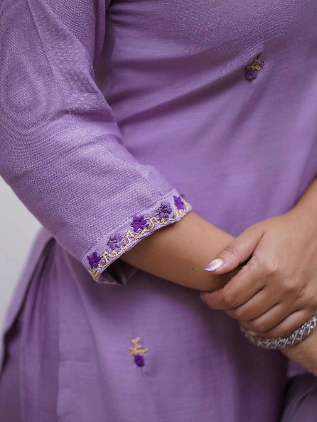 Lavender Embroidered Soft Rayon Kurta Set with Floral Dupatta - Rheycart