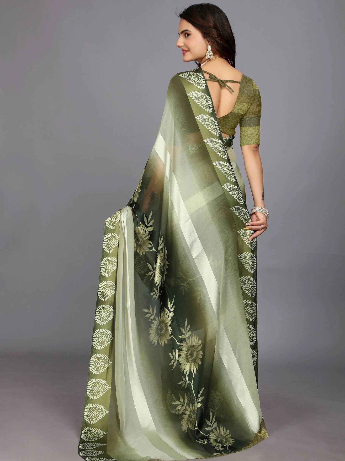 Green Ethnic Motifs Printed Chiffon Saree