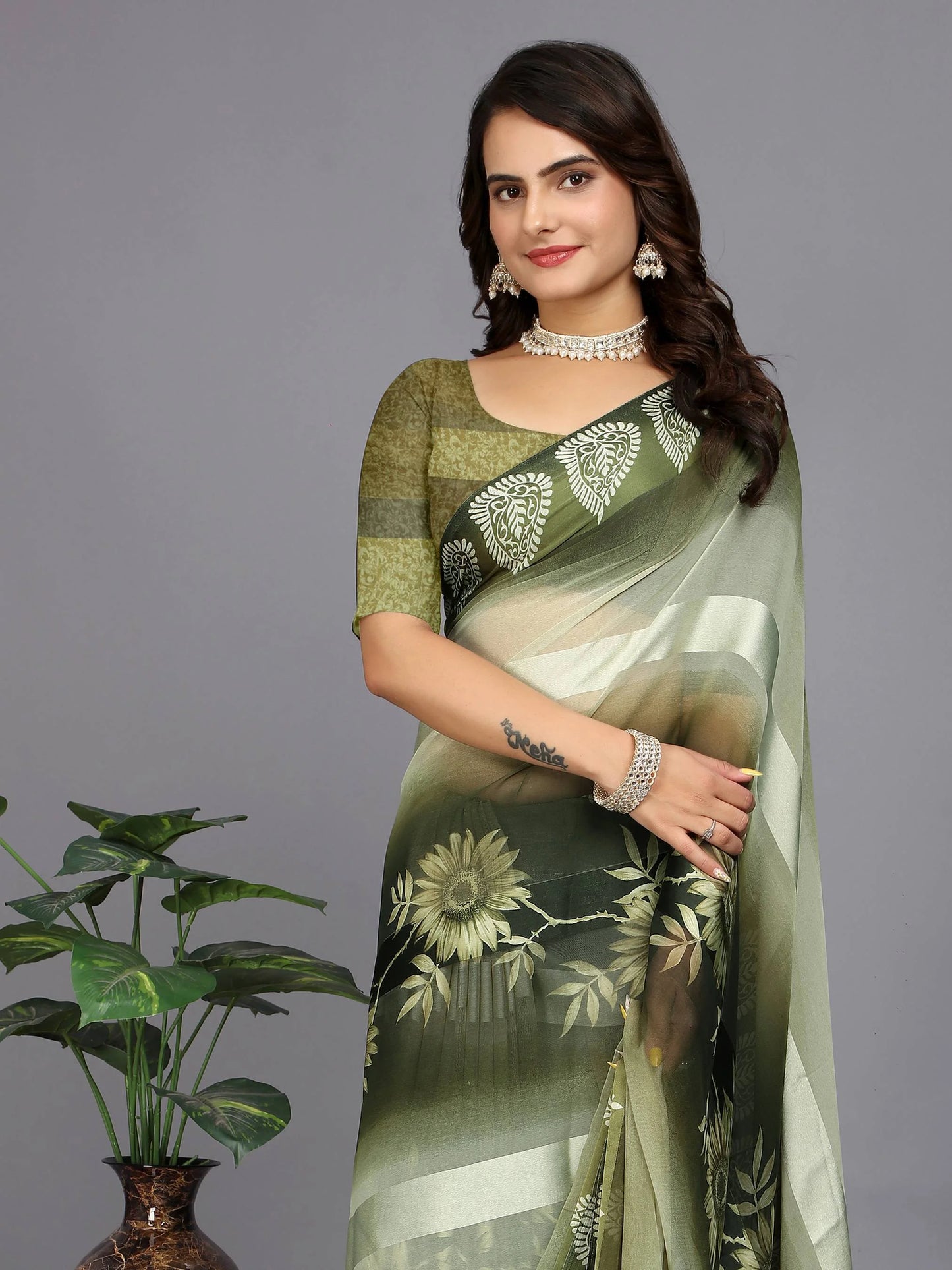 Green Ethnic Motifs Printed Chiffon Saree