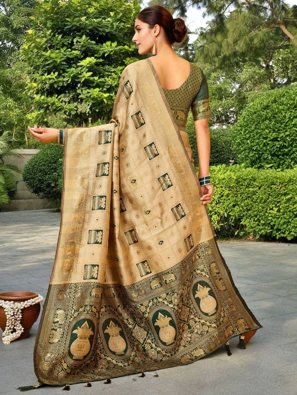 Woven Silk Cream Paithani Saree - Rheycart