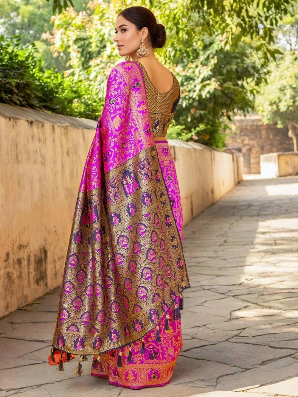 Rani Silk Woven Saree With Unstitched Blouse - Rheycart