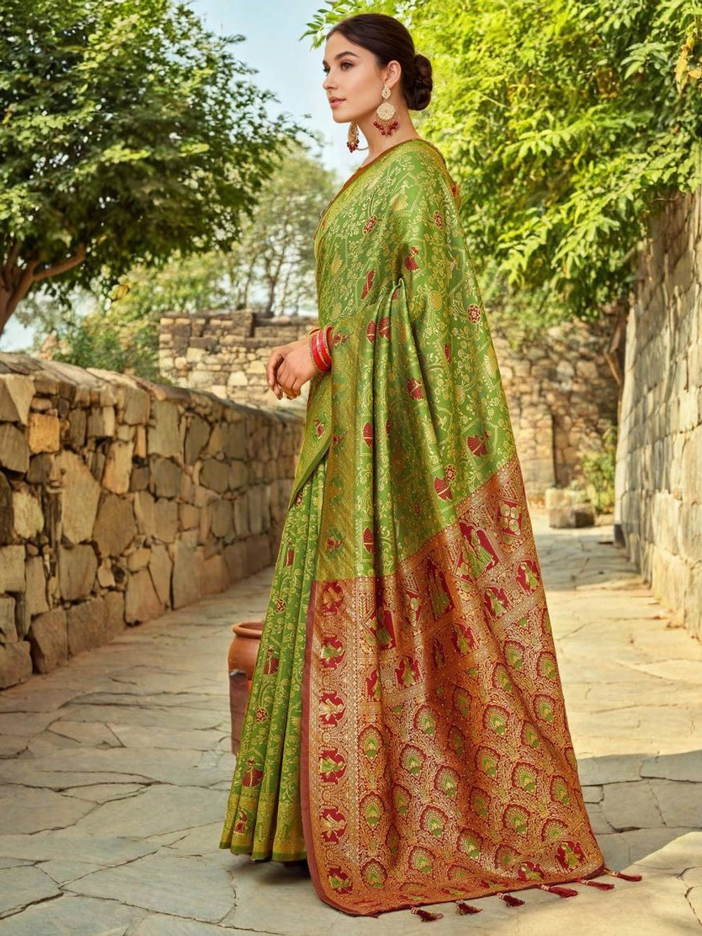 Parrot Green Woven Silk Saree For Women - Rheycart