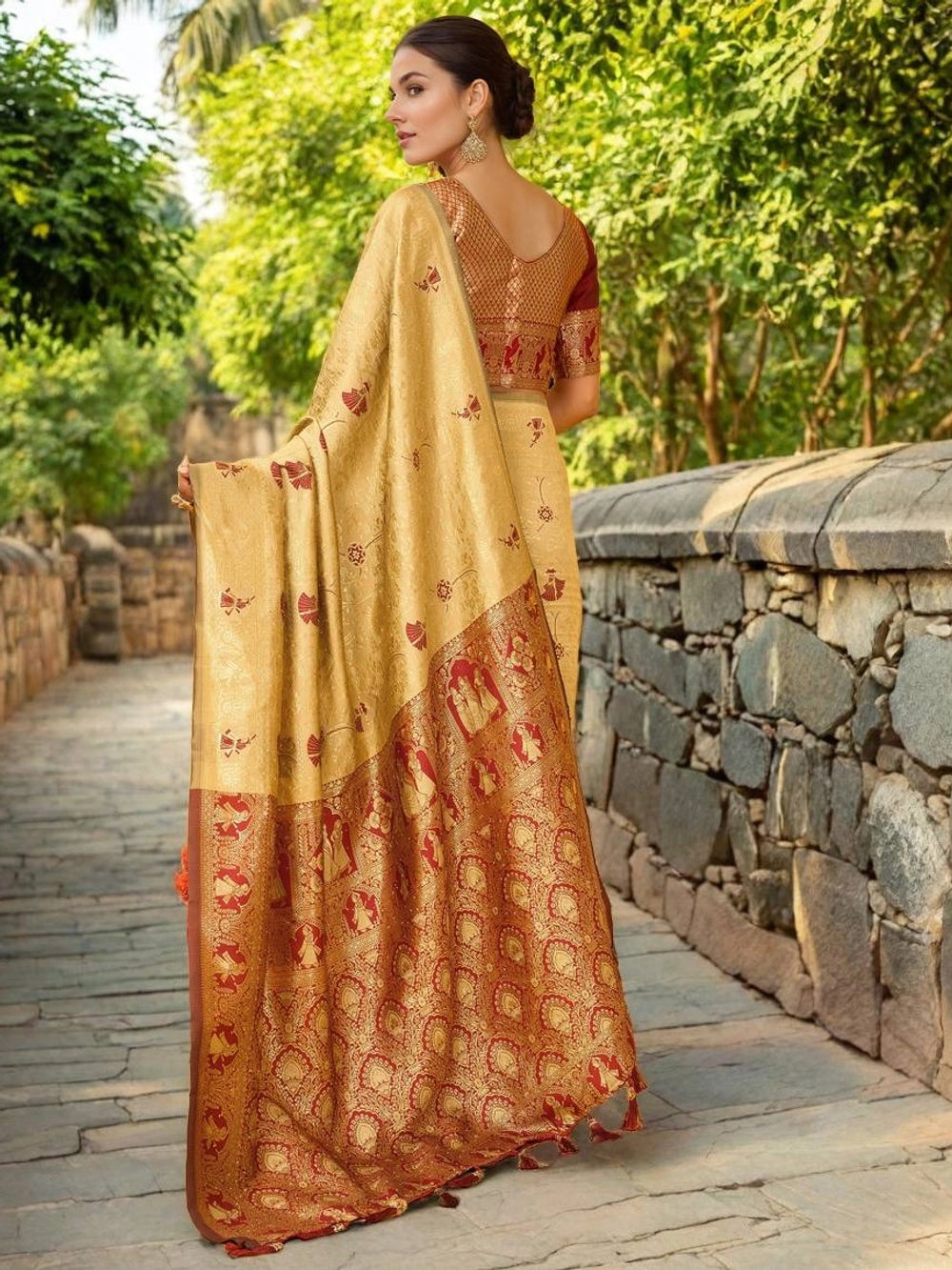 Heavy Banarasi Golden Silk Saree For Women - Rheycart