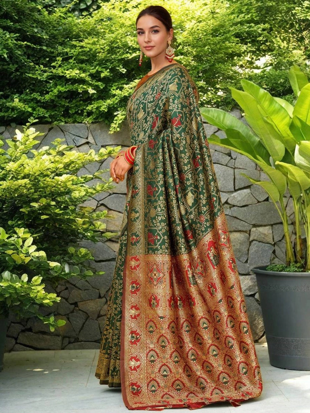 Woven Silk Dark Green Banarasi Saree - Rheycart