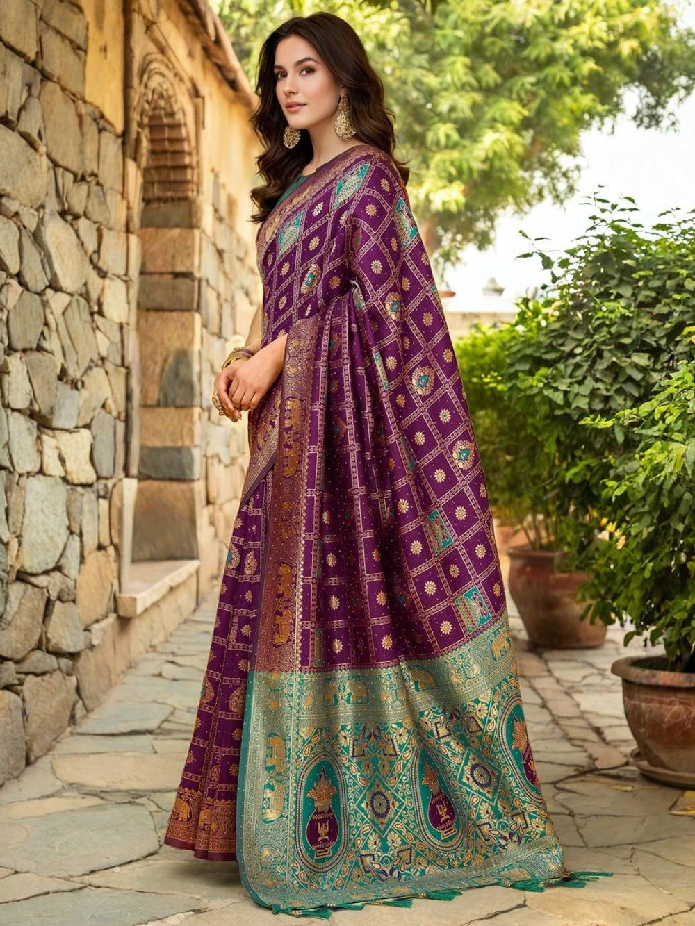 Magenta Woven Silk Saree For Women - Rheycart