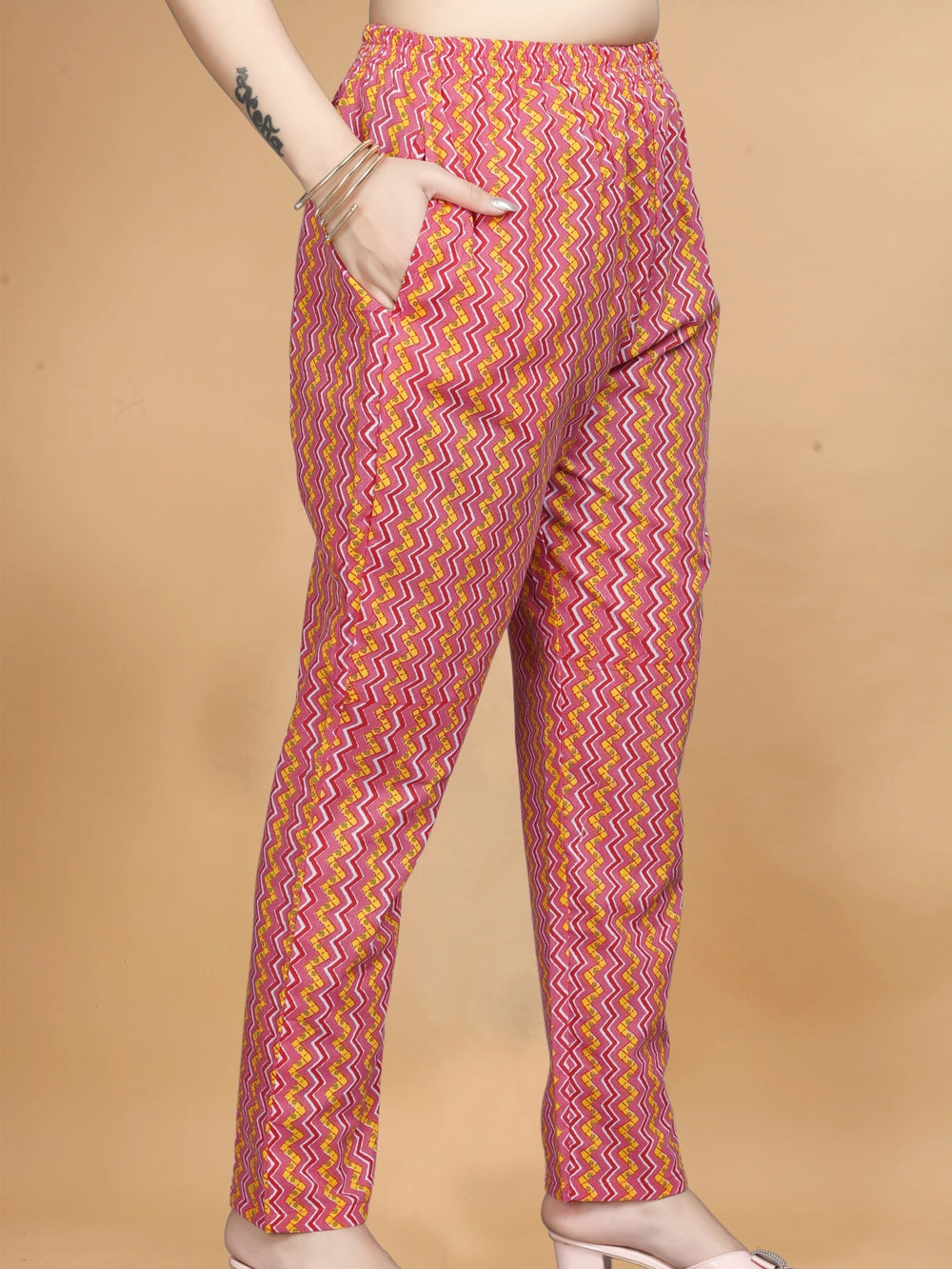 Red Cotton Daily Wear Kurti Set With Dupatta - Rheycart