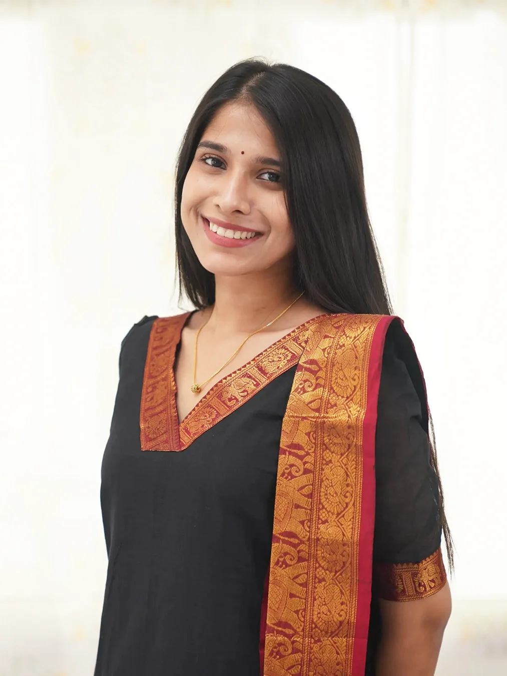 Kanchi Cotton V Neck Black Kurti And Dupatta - Rheycart