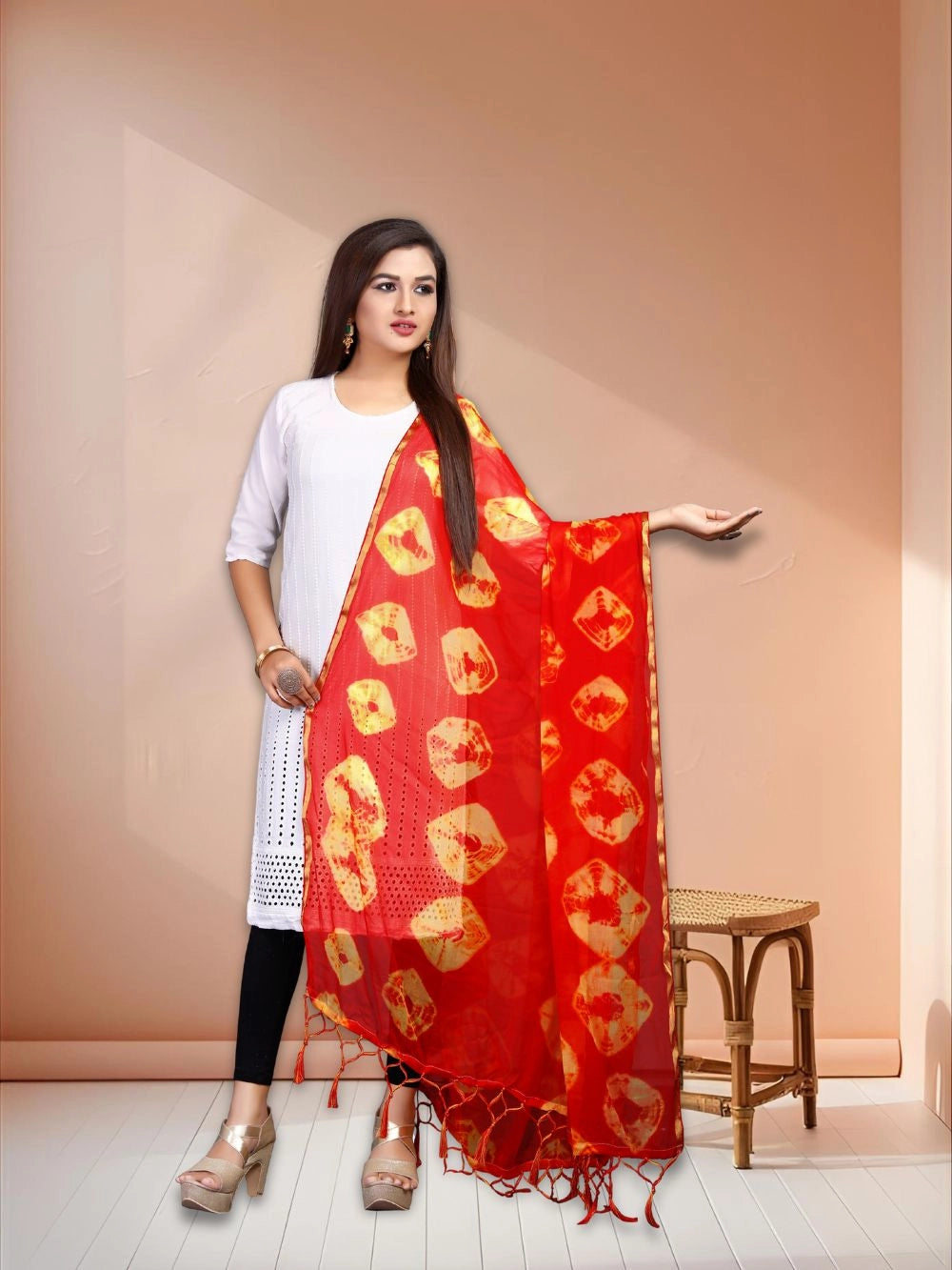 Women Bandhani Printed Tie And Dye Chiffon Dupatta