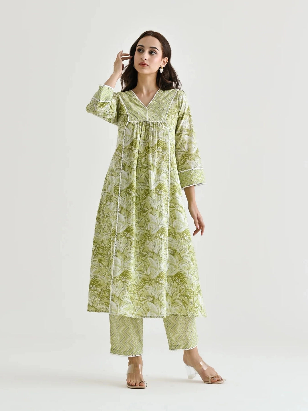 Green Printed V Neck Cotton Slub Kurta Pair - Rheycart