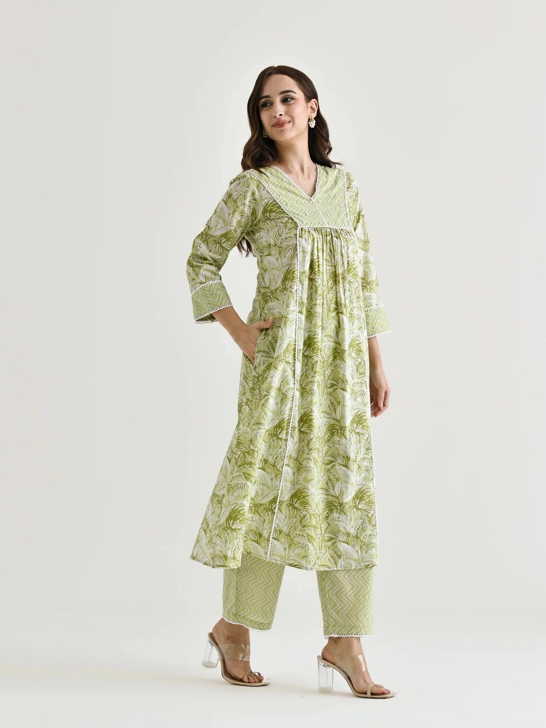 Green Printed V Neck Cotton Slub Kurta Pair - Rheycart