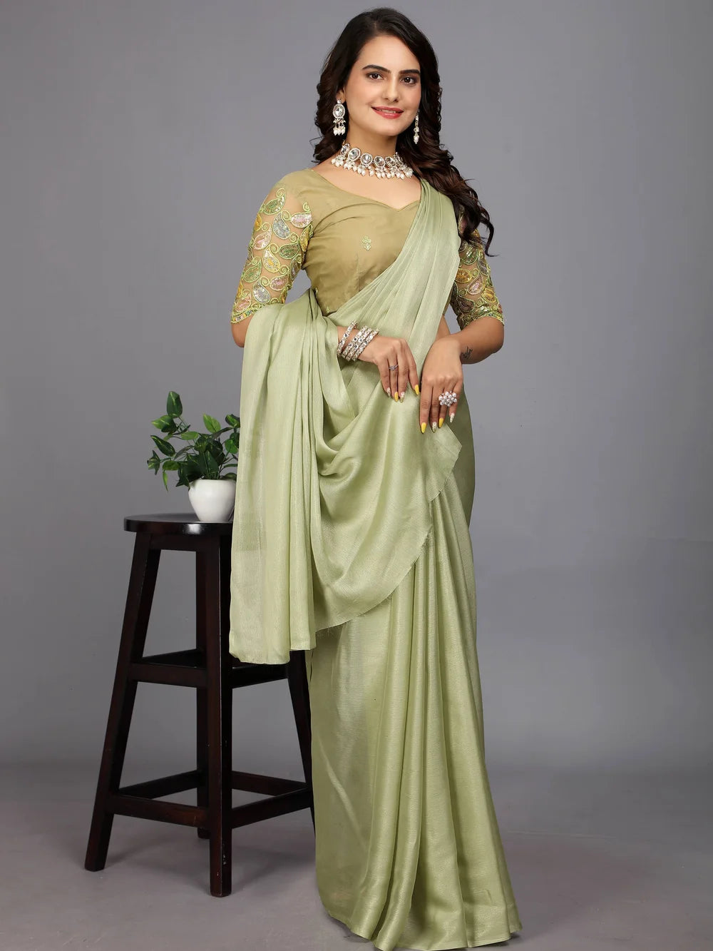 Light Green Bollywood Solid Silk Blend Saree