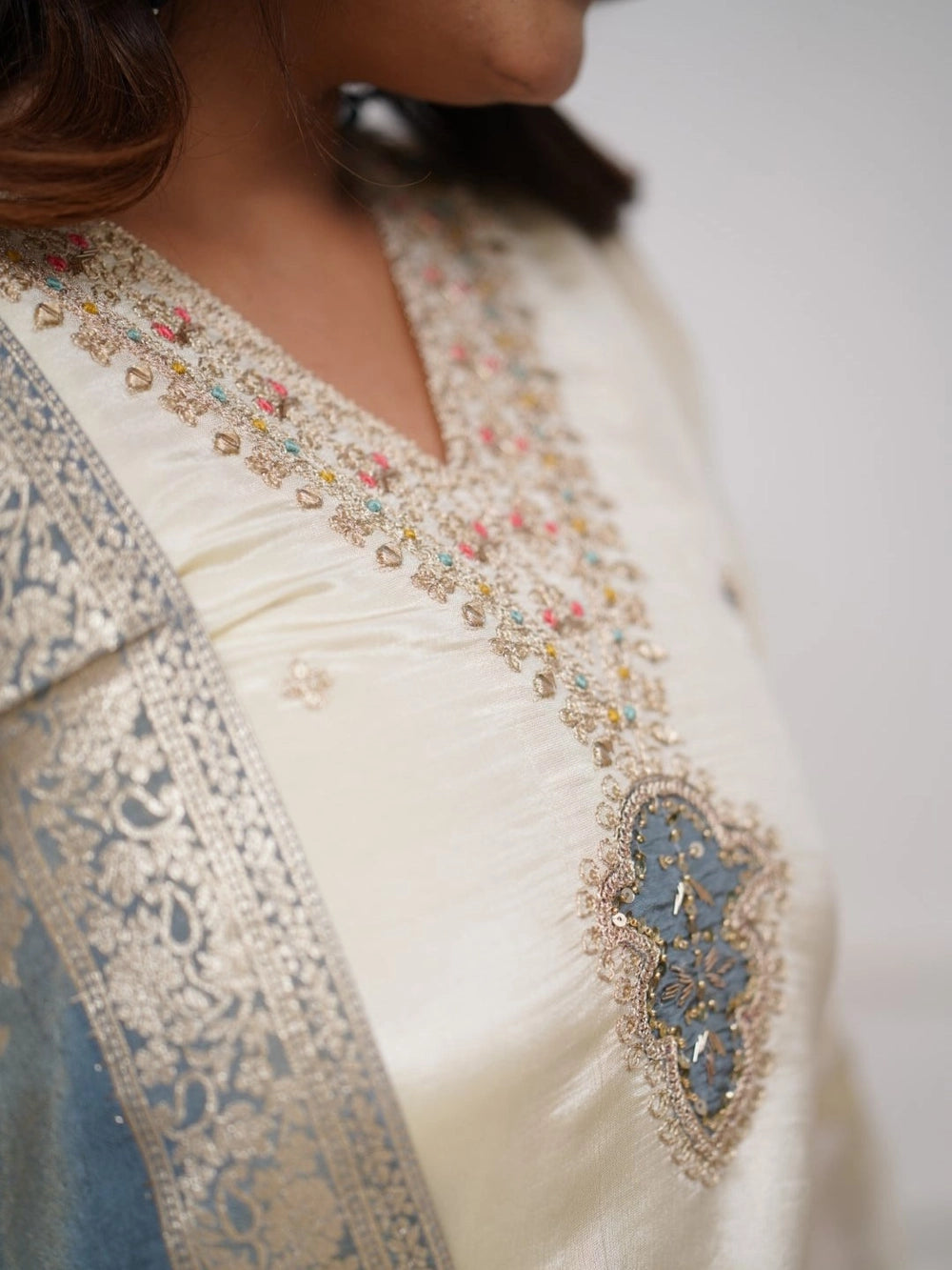 Rhey off-white embroidered kurta set for parties and occasions