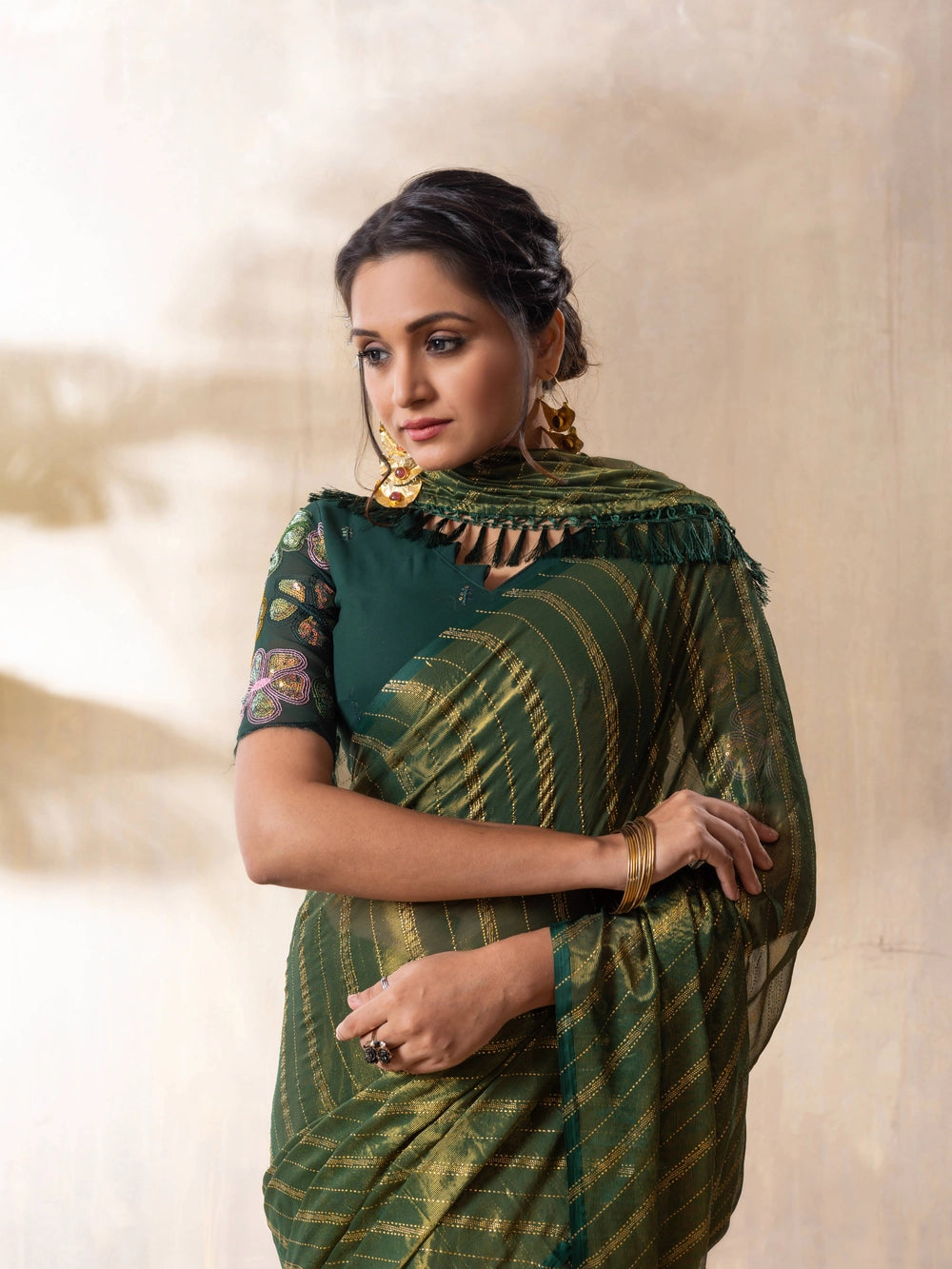 Stylish Silk Blend Green Saree For Women