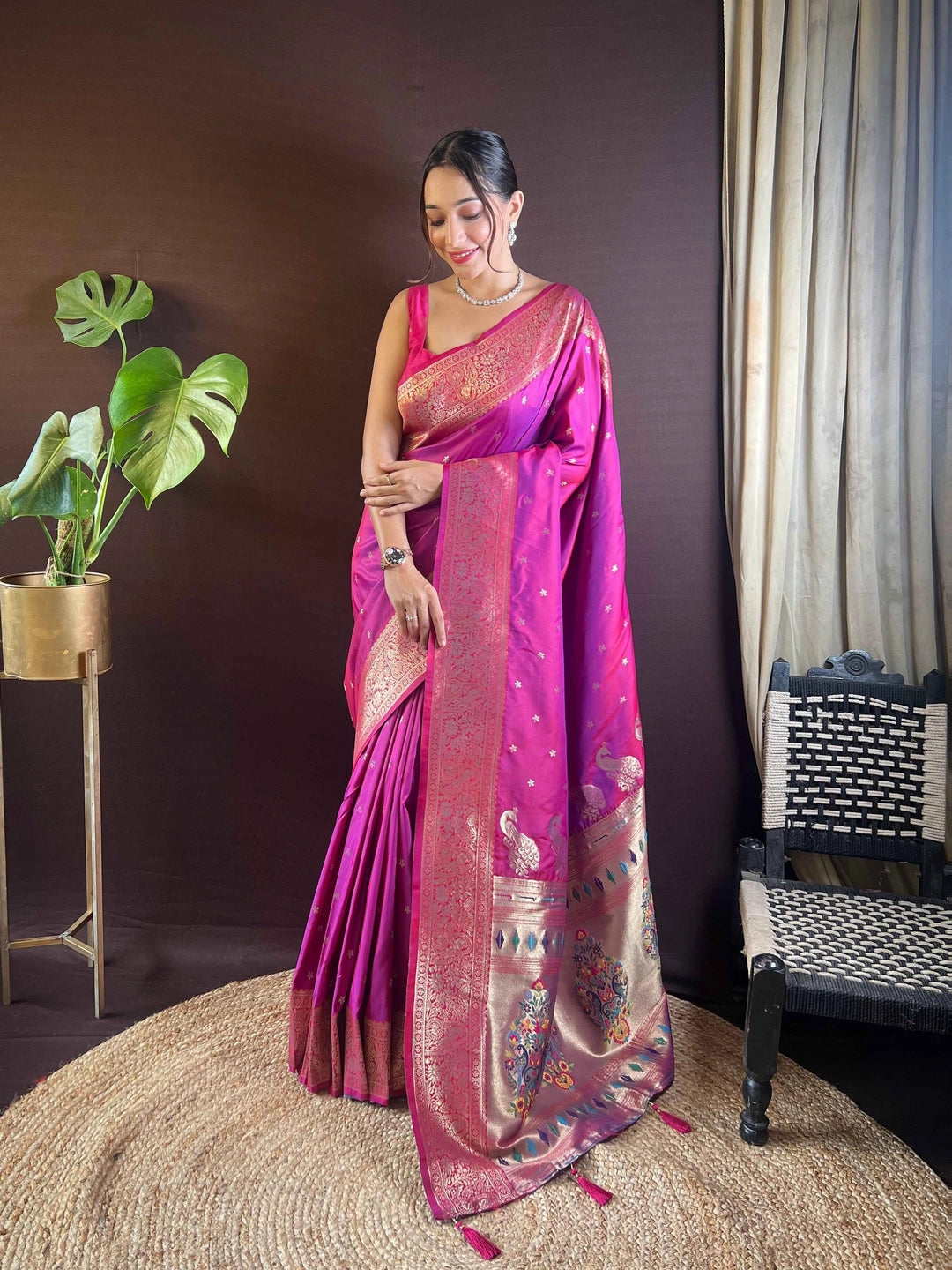 Deep Fuchsia Pink Woven Paithani Silk Saree - Rheycart