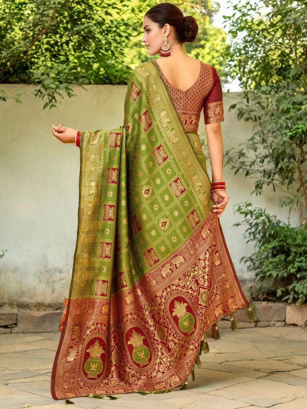 Parrot Green Paithani Zari Weaving Work Saree - Rheycart