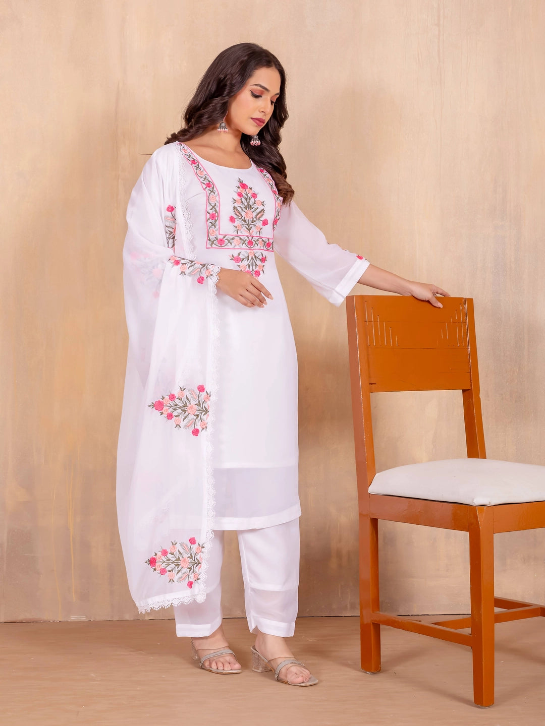 White Faux Georgette Embroidery work Kurti Set - Rheycart