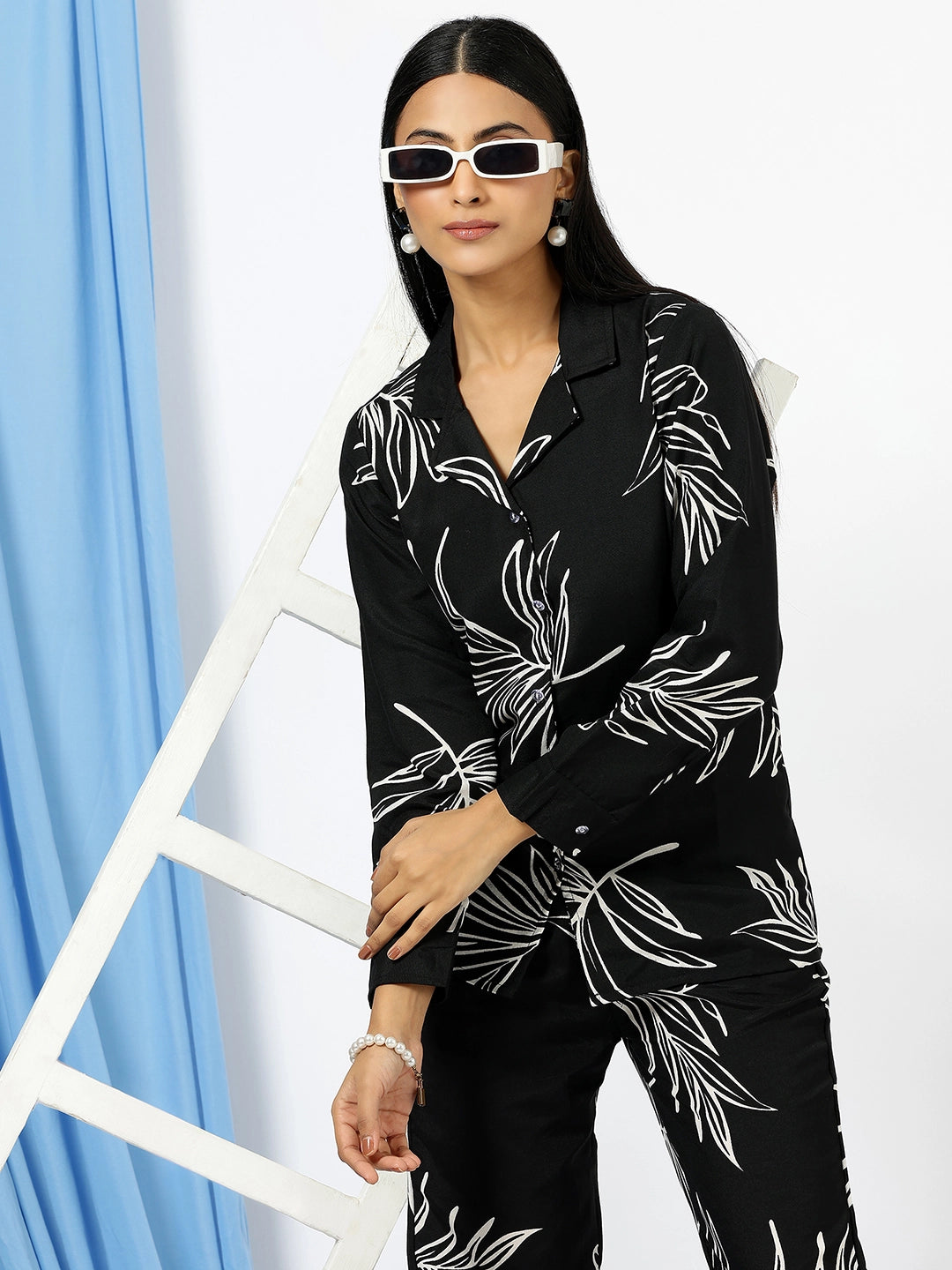 Black & White Tropical Leaf Print Co-ord Set For Women - Rheycart