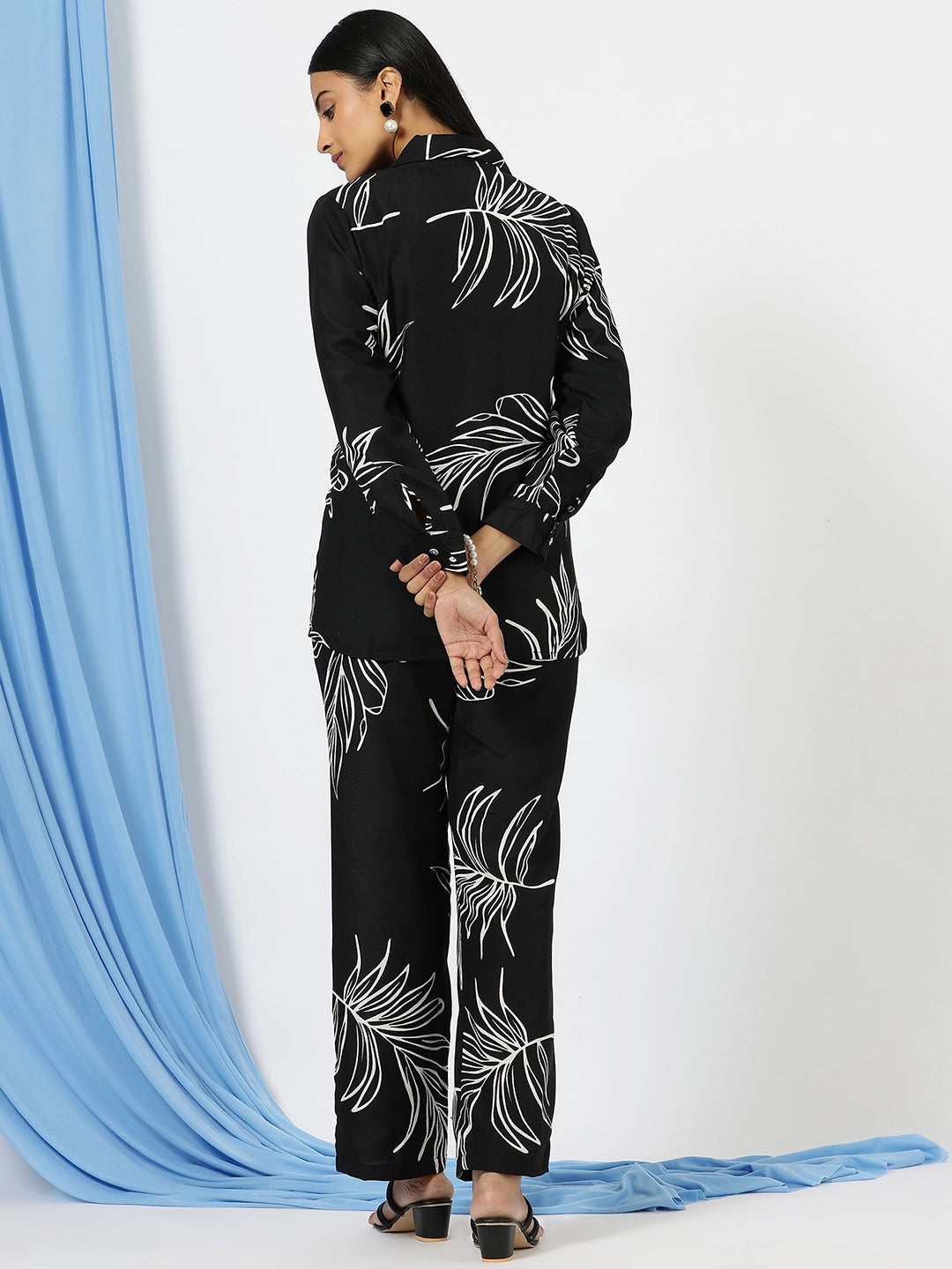 Black & White Tropical Leaf Print Co-ord Set For Women - Rheycart